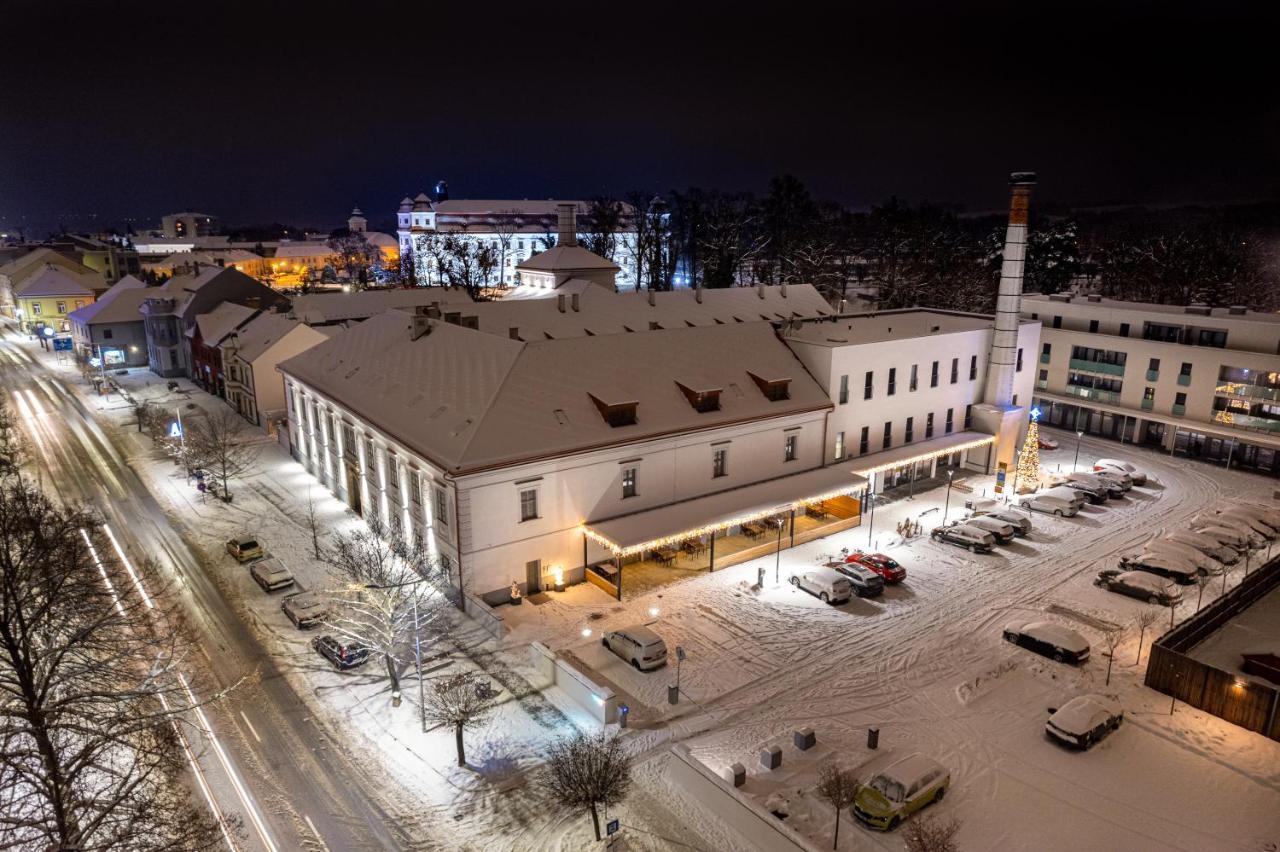 Hotel Pansky Pivovar Holešov Exterior foto